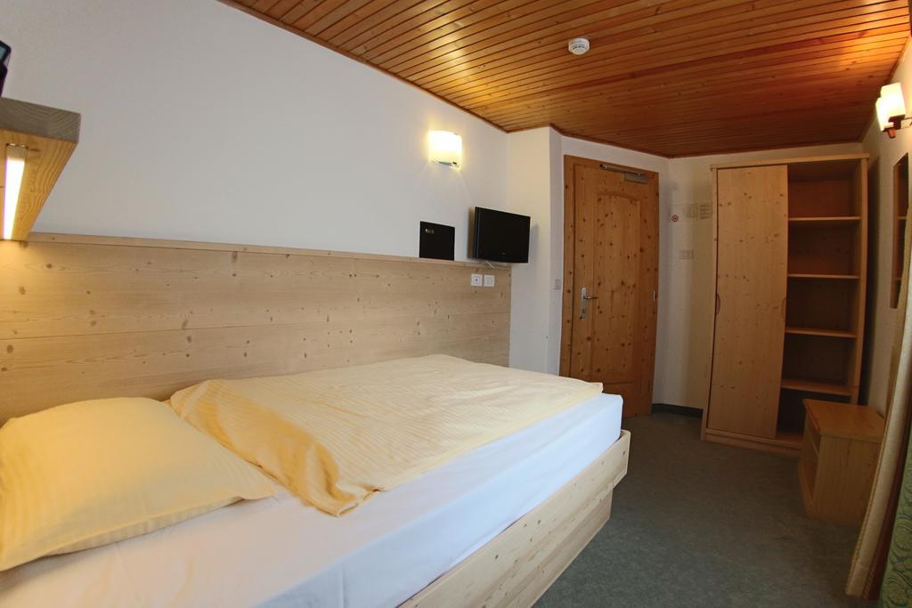 Liz Hotel & Apartments Предацо Екстериор снимка